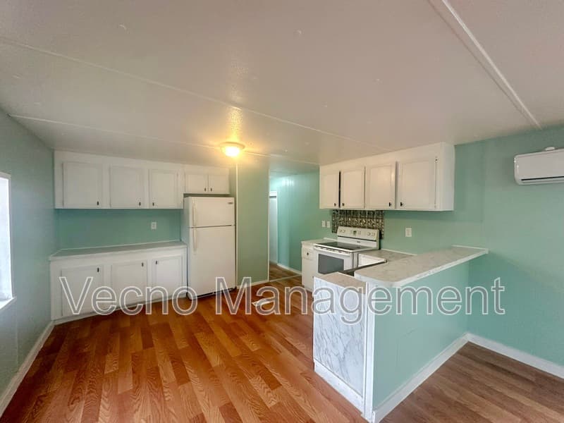 San Antonio House: 5700 South Horseshoe Bend - 22