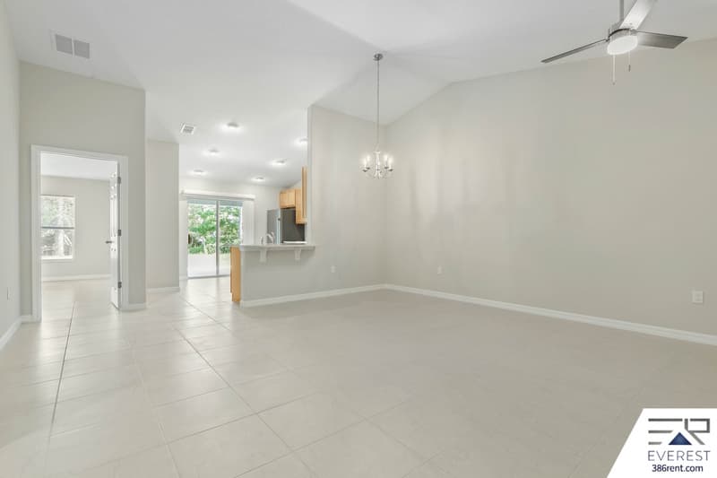 Palm Coast House: 104 Slumber Meadow