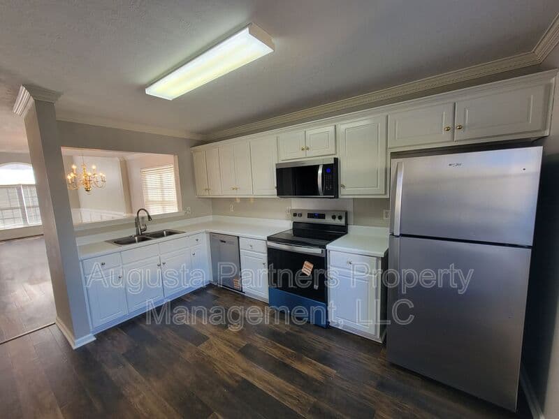 Evans House: 117 Palmer Ct