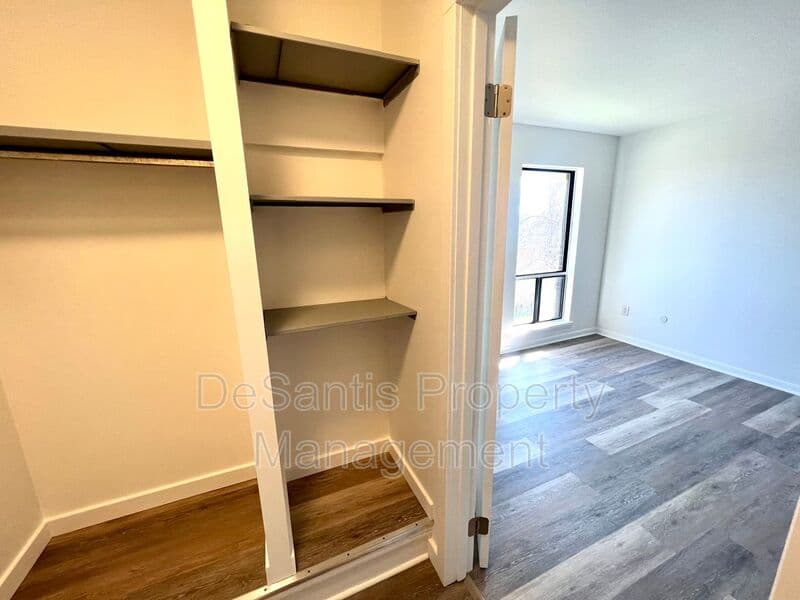 Moon Twp Condo: 800 College Park Drive