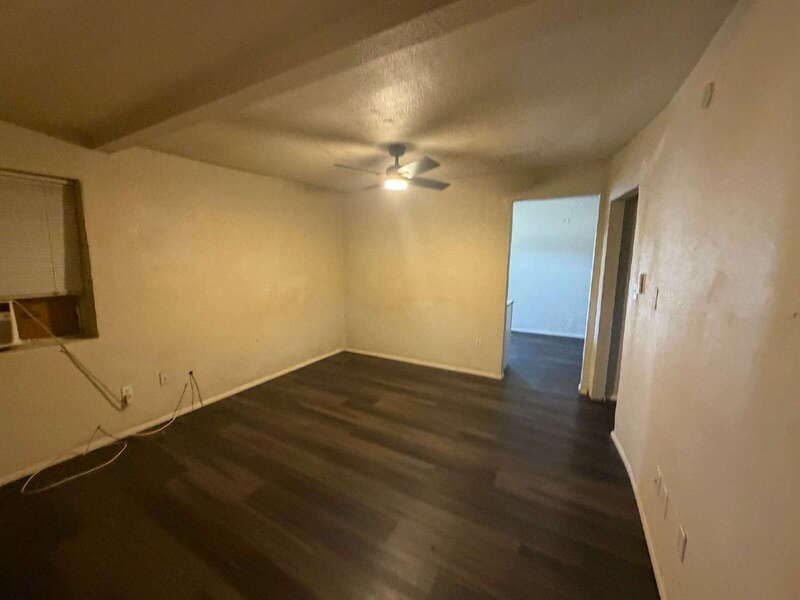 Casa Grande Apartment: 523 West 12th Street
