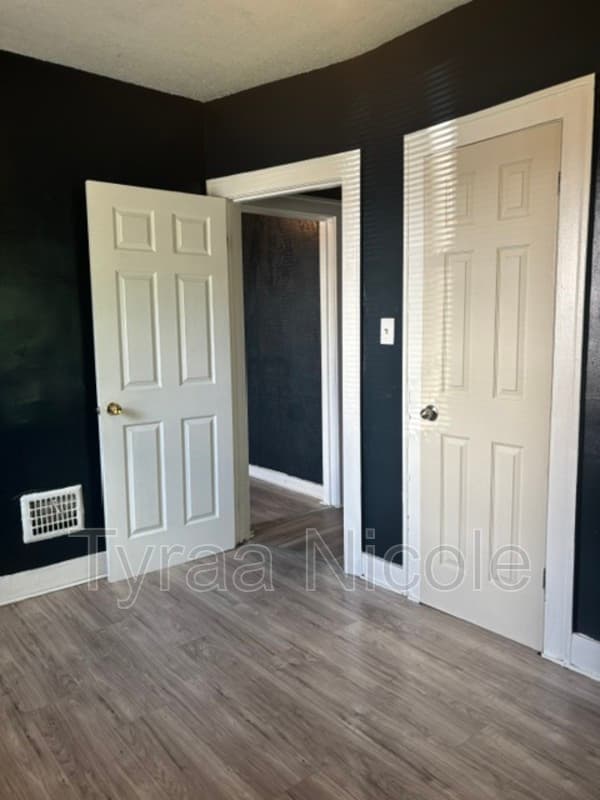Detroit House: 15327 Snowden Street