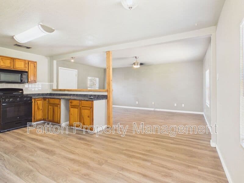 Amarillo House: 1511 North Polk Street