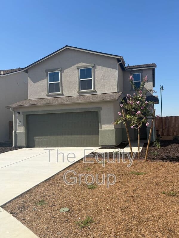 Visalia House: 4007 North Sallee Ct
