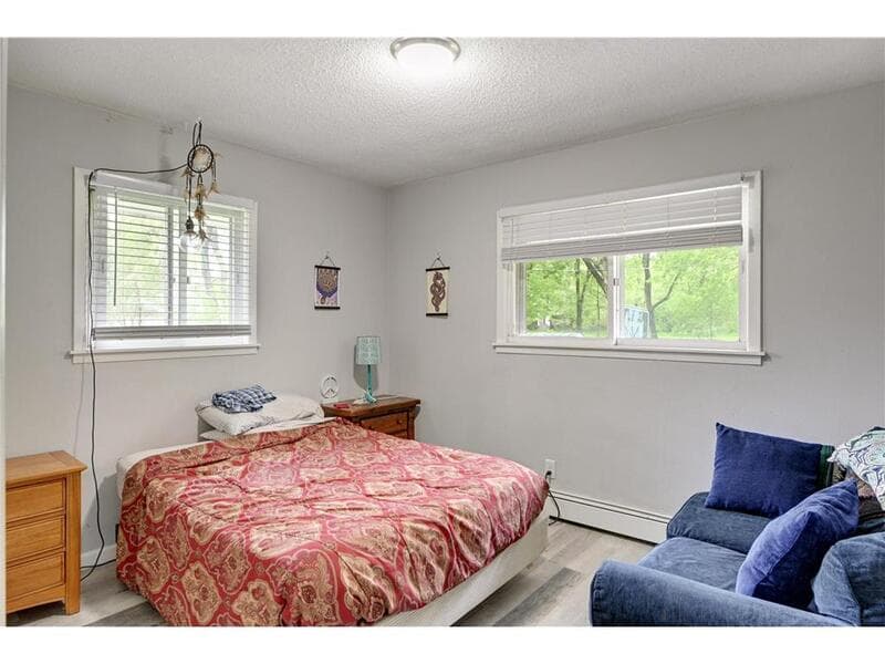 Newport Condo: 1659 10th Ave