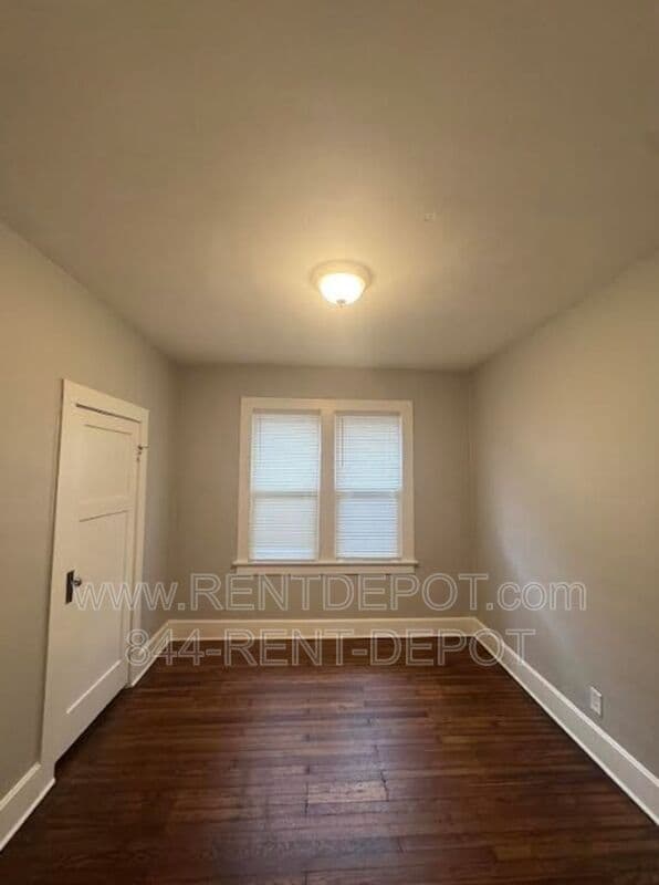 Evansville House: 501 Maxwell Ave