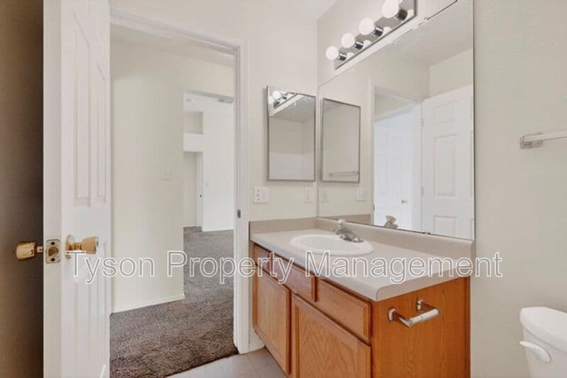 Rio Rancho House: 908 Bursum Ln