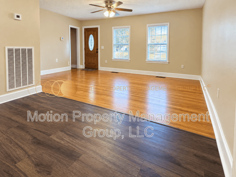 Cleveland House: 1205 Fairway Dr SW