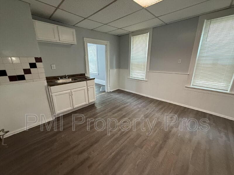 Milwaukee Condo: 1939 N 37th St