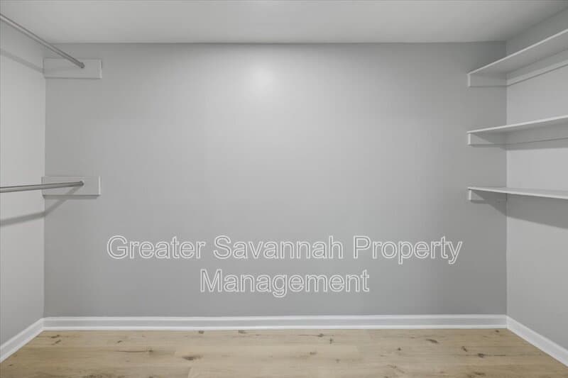 Savannah House: 705 West 47th Street