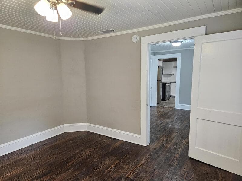 Winder Condo: 178 Georgia Ave - B
