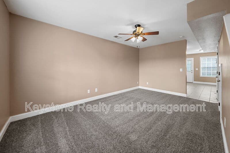 Clarksville Townhome: 2296 McCormick Lane