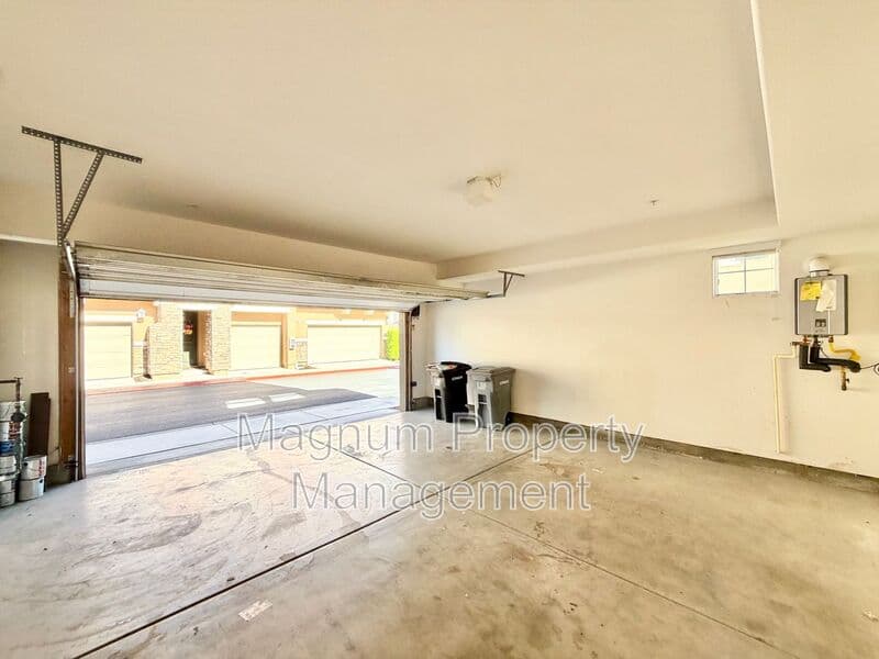 Temecula House: 28075 Calle Bonita