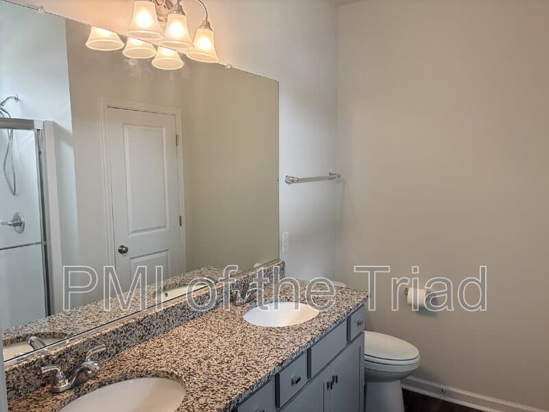 Winston Salem House: 448 Infinity Cir