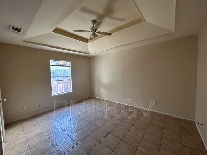Pharr Condo: 1803 W Douglas St