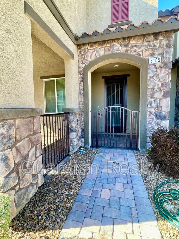 Henderson Townhome: 3189 Brynley Ave