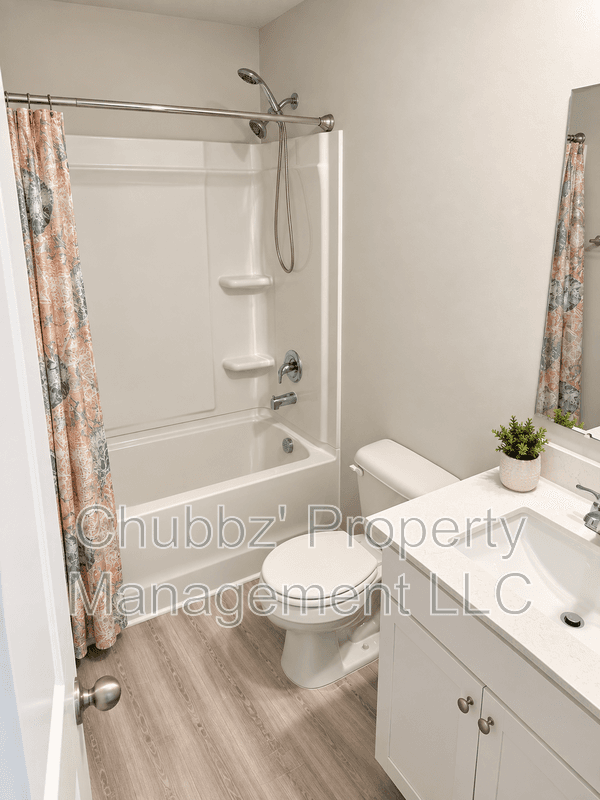 Ridgeland House: 2126 Sanctum St