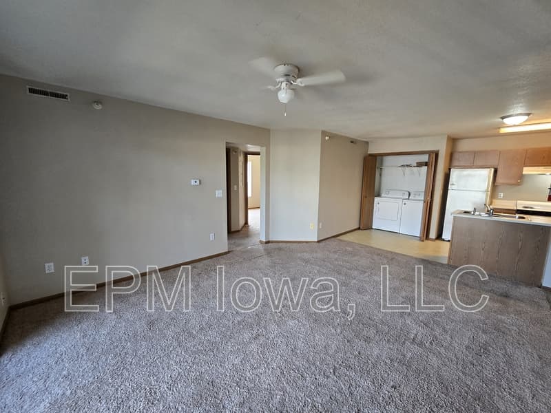 Waterloo House: 619  Johnson Street #5