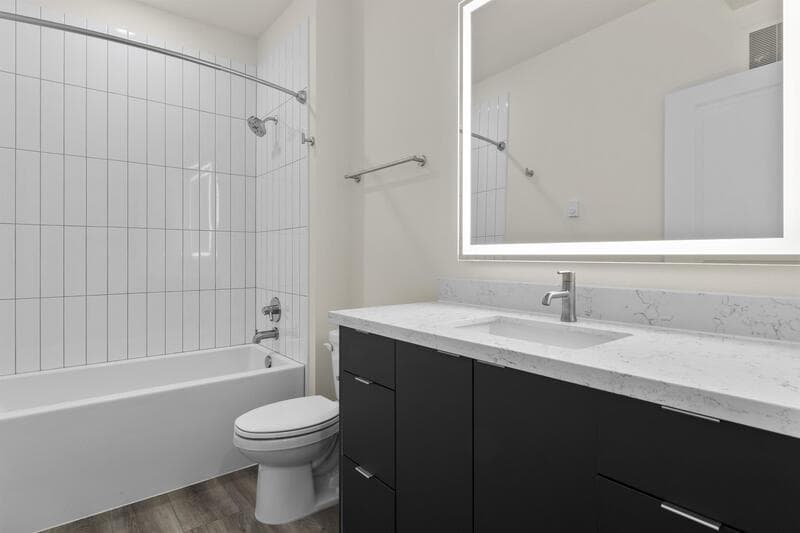 Lakewood Condo: Heron Heights 8931 Gravelly Lake Dr SW - 201