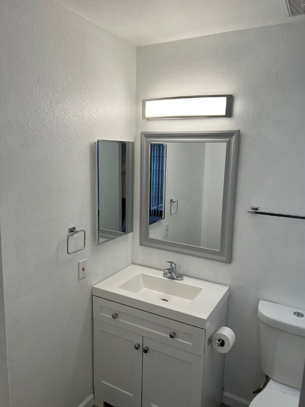 Chandler Townhome: 25 N Cottonwood St