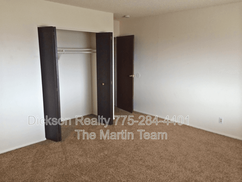 Reno House: 3281 Gypsum Road