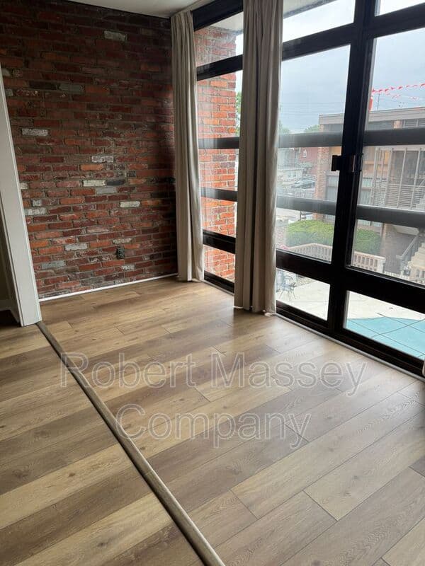 Louisville Condo: 1040 Cherokee Road