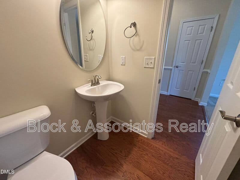 Wake Forest House: 1429 Kirkwood Hill Way