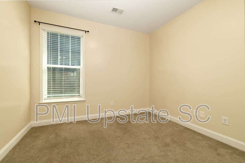 Moore House: 567 Chantry Ln