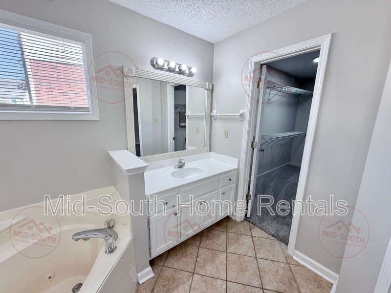 Cordova House: 8685 Sandy Hill Cove E.