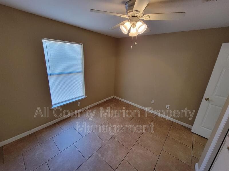 Ocala House: 2320 SW Fort King ST