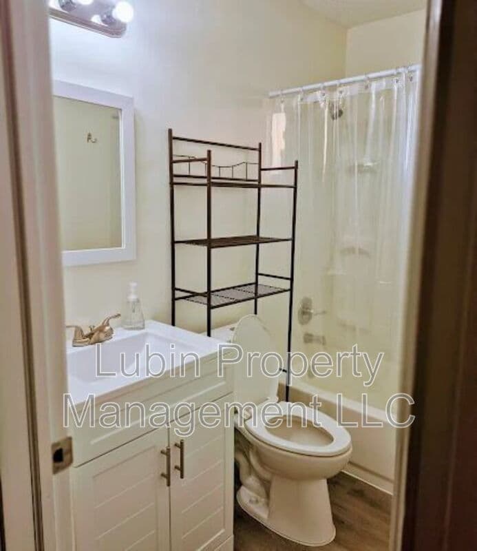 Memphis Condo: 1711 Pendleton St