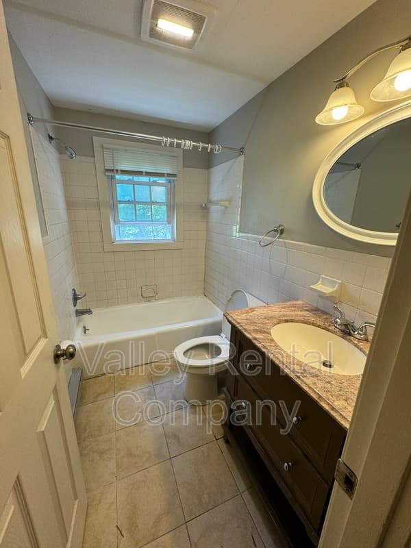 Sunderland Condo: 87 South Silver Lane - 2