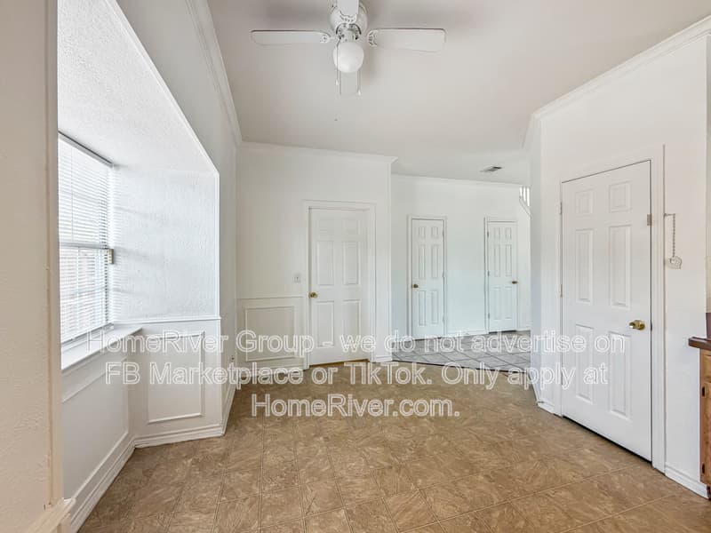 Frisco House: 11410 Promenade Rd