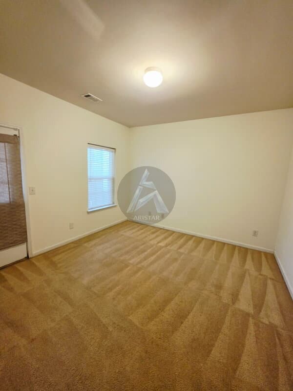 Kennesaw House: 1440 Dolcetto Trce