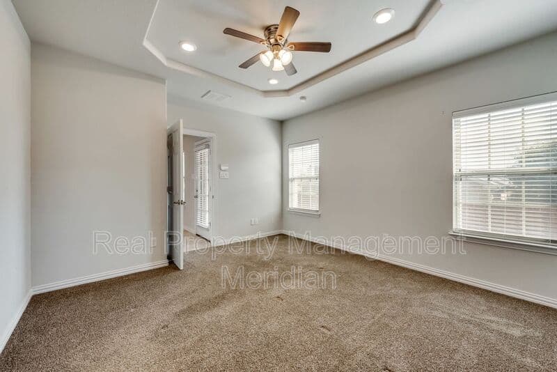Fort Worth House: 6308 Maritime St