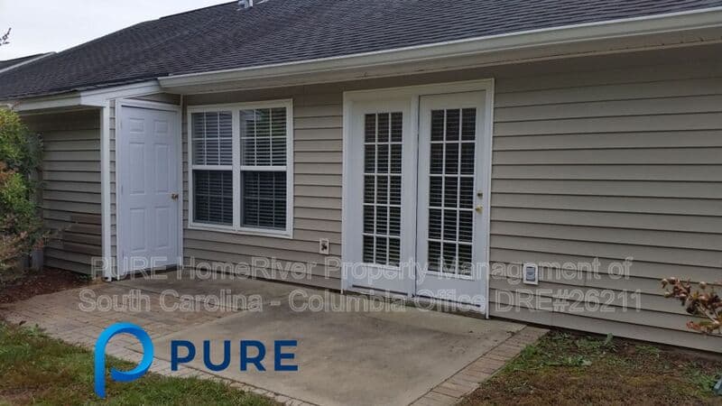 Lexington House: 129 Palm Ct