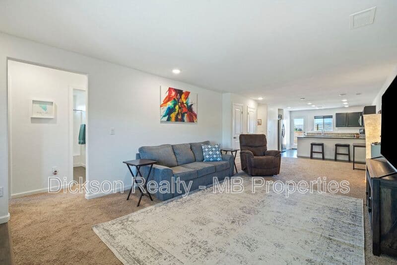 Reno House: 635 Fallon Station Road