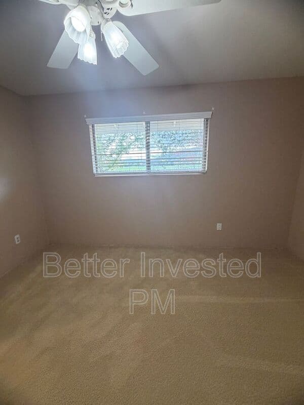 Ukiah House: 611 Tokay Ave