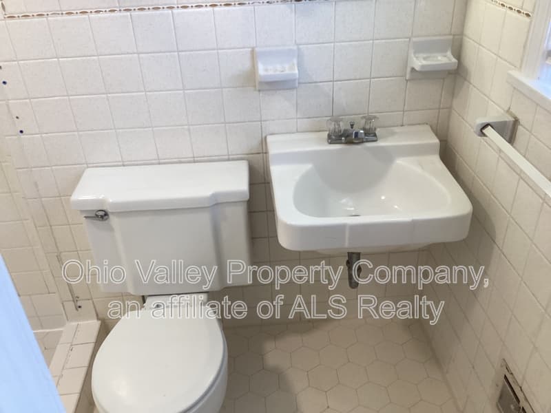 Louisville Condo: 2551 Glenmary Avenue - 3