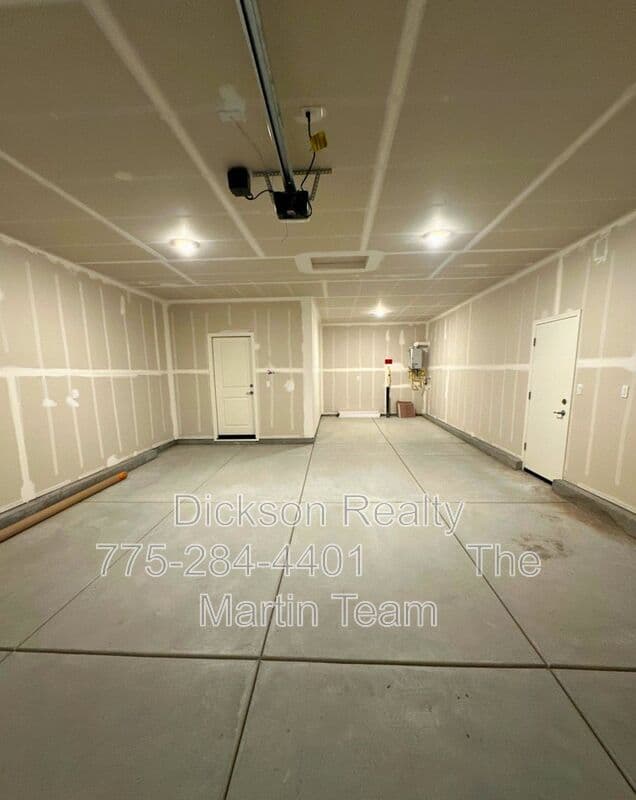 Reno House: 7897 Willow Thicket Drive