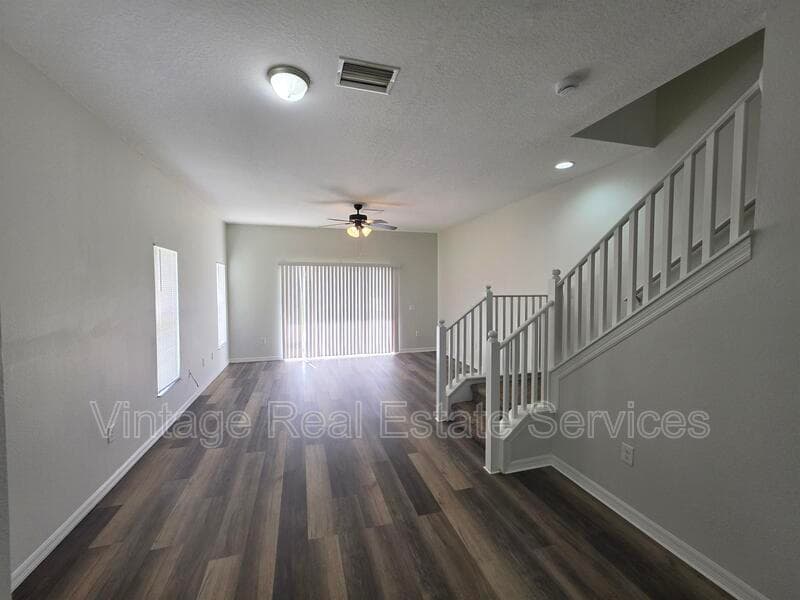 Gibsonton House: 6731 Lake Rochester Ln
