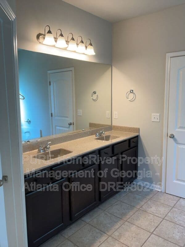 Buford House: 4126 Water Mill Dr