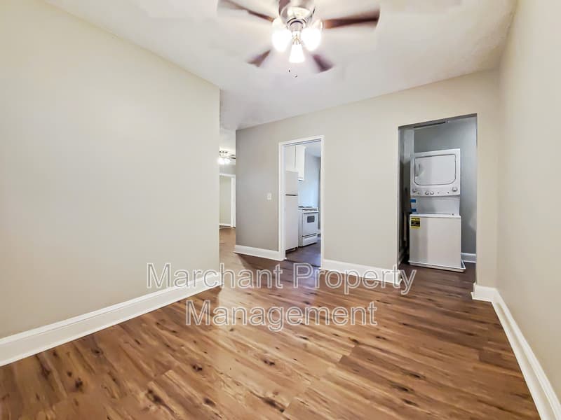Greenville House: 4 Brookforest Drive