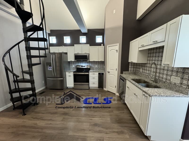 Terre Haute House: 1111 North 8th Street