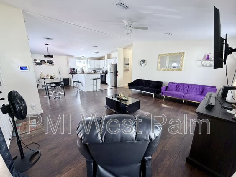 West Palm Beach Condo: 716 21st St
