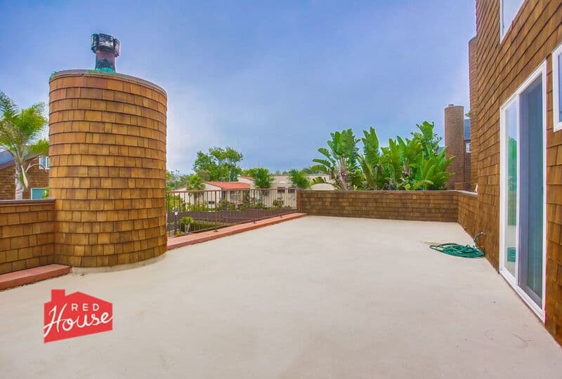 Solana Beach Condo: 325 S. Sierra Ave.
