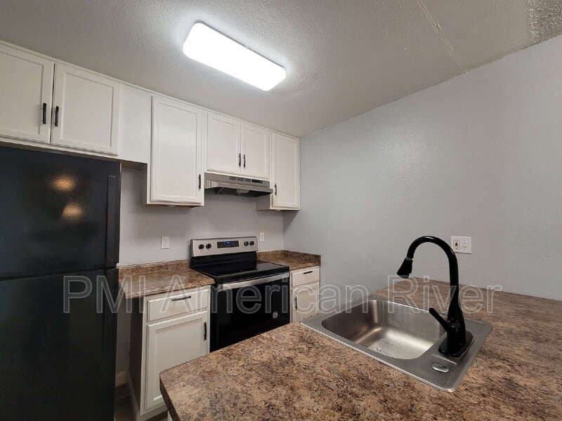 North Highlands Condo: 3939 Madison Avenue