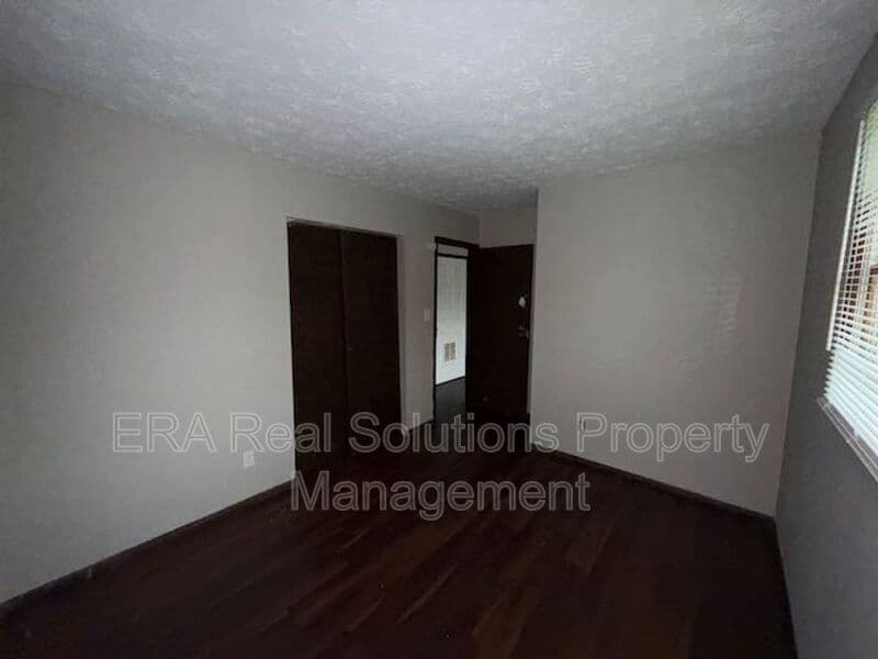 Delaware Condo: 102 Eaton St.