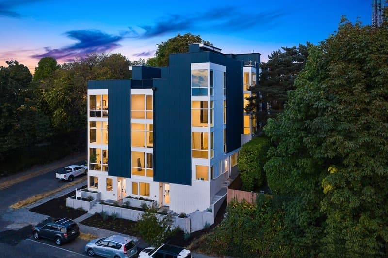 Seattle Townhome: 1509 E Olive Street