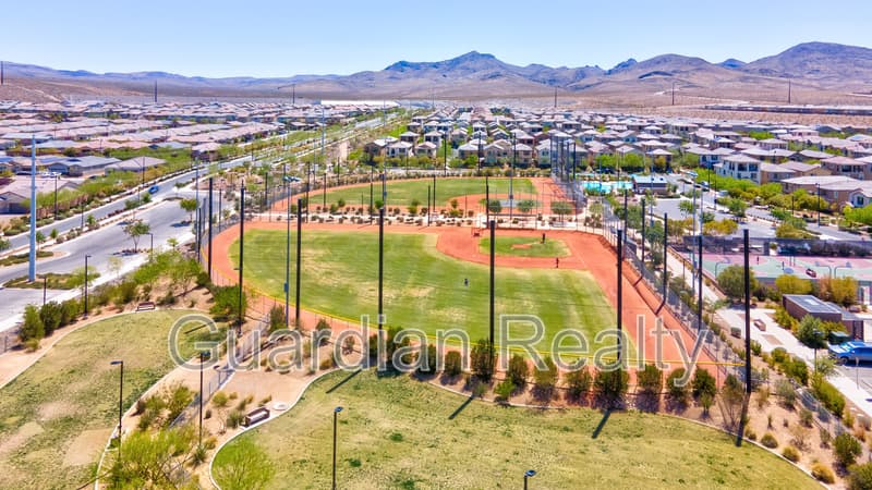 Henderson Townhome: 3189 Brynley Ave